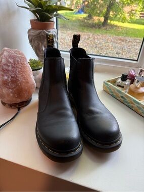 Dr.Martens 2976 Black Chelsea Boots